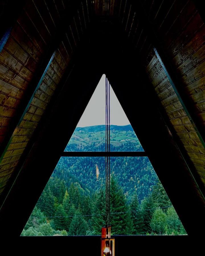 Nordik Cabin - Aframe With 2 Bedrooms Mărişel Esterno foto